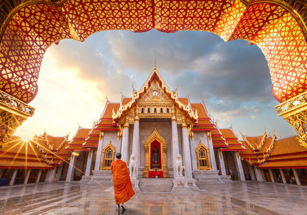 This blog features a comprehensive 11-step guide to follow for your next trip abroad. Learn how to plan an international trip, and finally take the plunge.